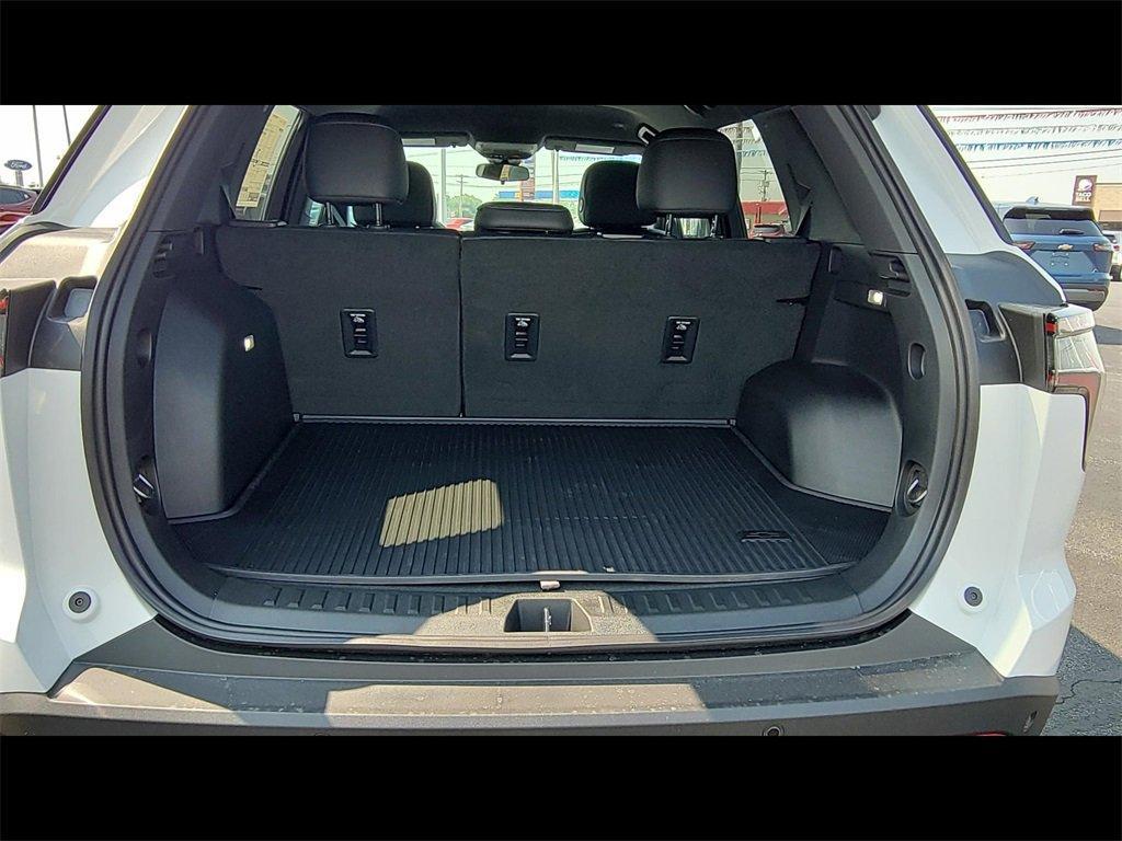 new 2026 Chevrolet Equinox car, priced at $32,370