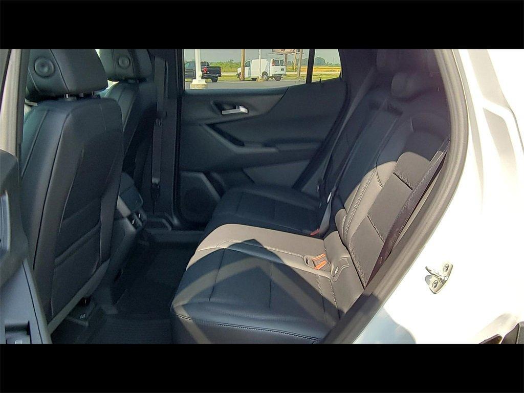 new 2026 Chevrolet Equinox car, priced at $32,370