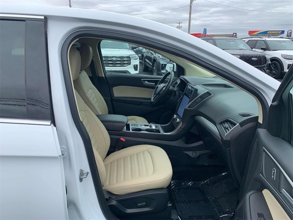 used 2022 Ford Edge car, priced at $26,200