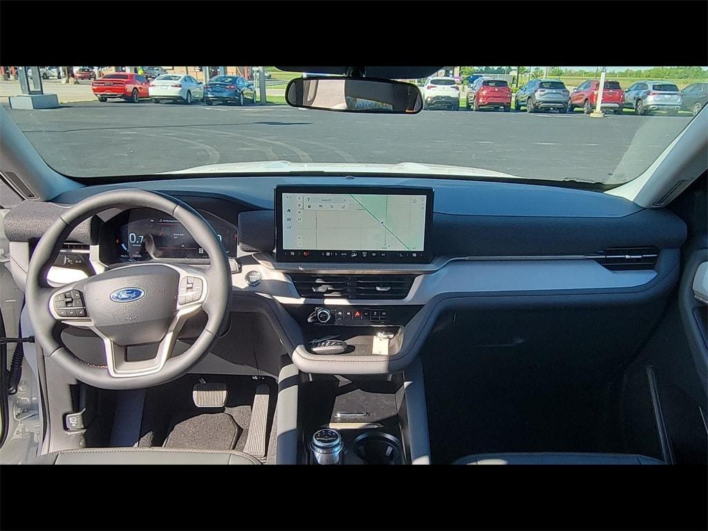 new 2025 Ford Explorer car, priced at $45,823