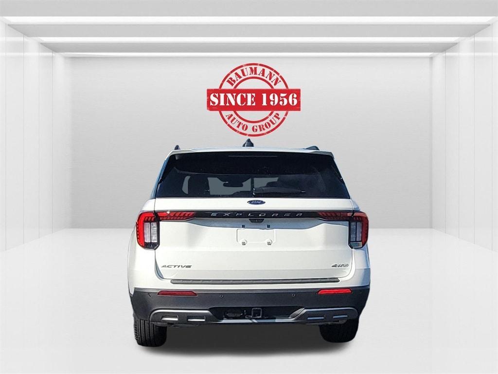 new 2025 Ford Explorer car, priced at $45,823