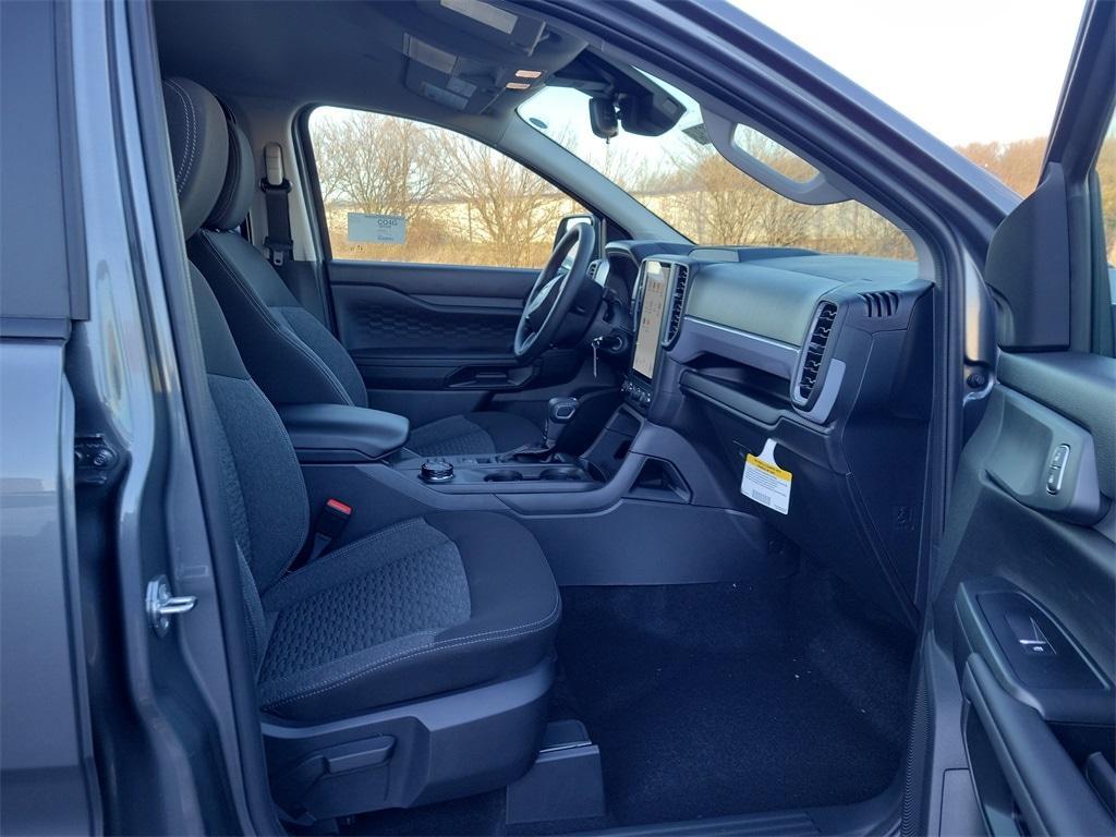 new 2025 Ford Ranger car, priced at $37,021