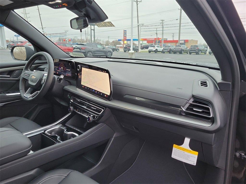 new 2026 Chevrolet Traverse car, priced at $46,120