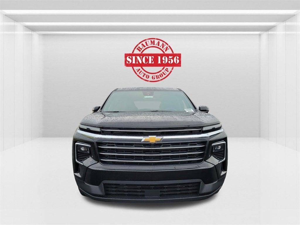 new 2026 Chevrolet Traverse car, priced at $46,120