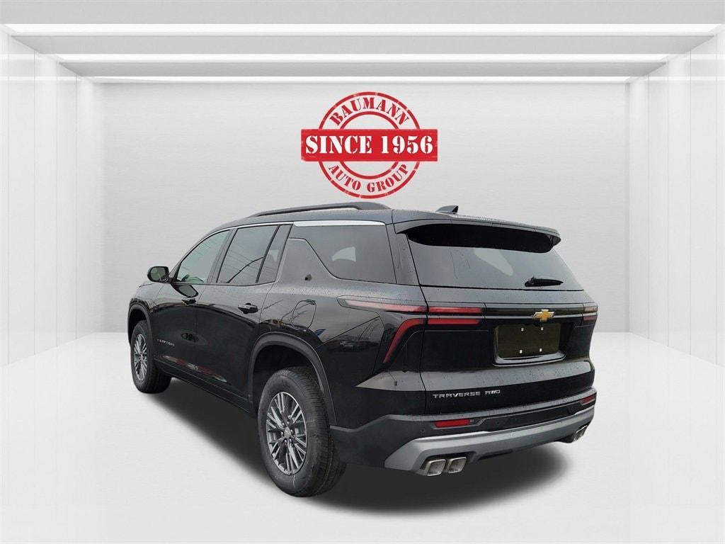 new 2026 Chevrolet Traverse car, priced at $46,120