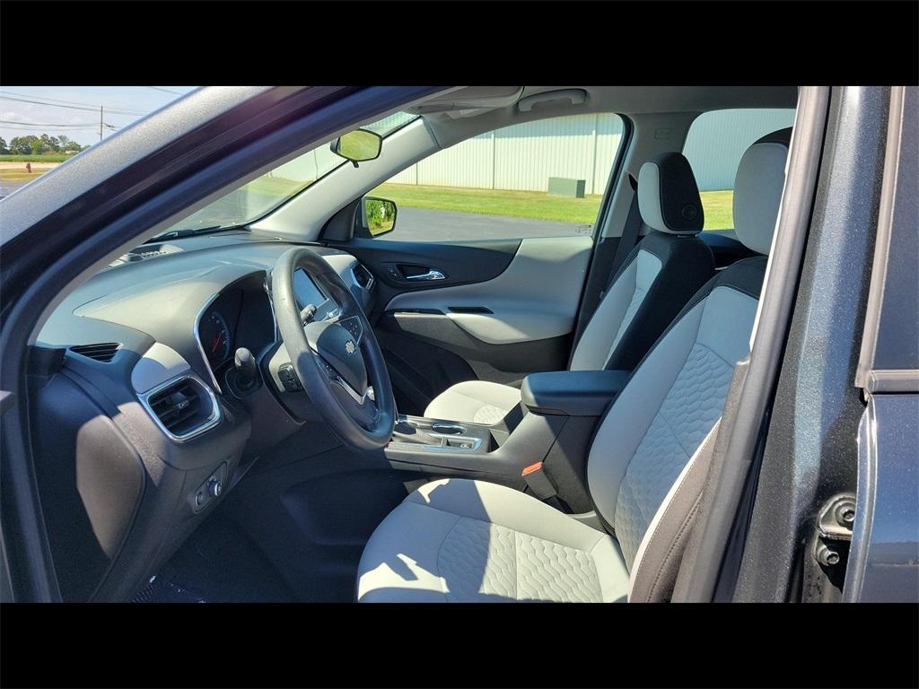 used 2021 Chevrolet Equinox car, priced at $19,000