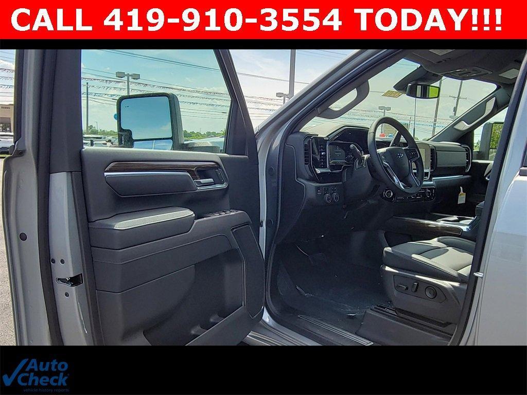 new 2025 Chevrolet Silverado 2500 car, priced at $63,954