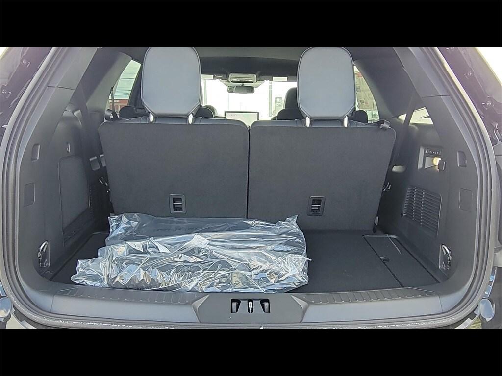 new 2025 Ford Explorer car, priced at $53,658