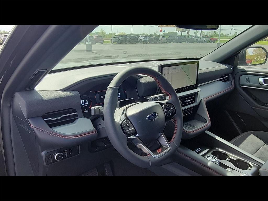 new 2025 Ford Explorer car, priced at $53,658
