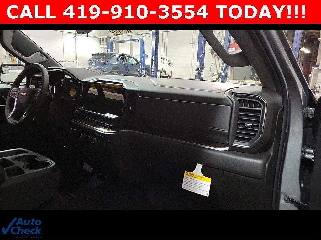 new 2025 Chevrolet Silverado 1500 car, priced at $52,520