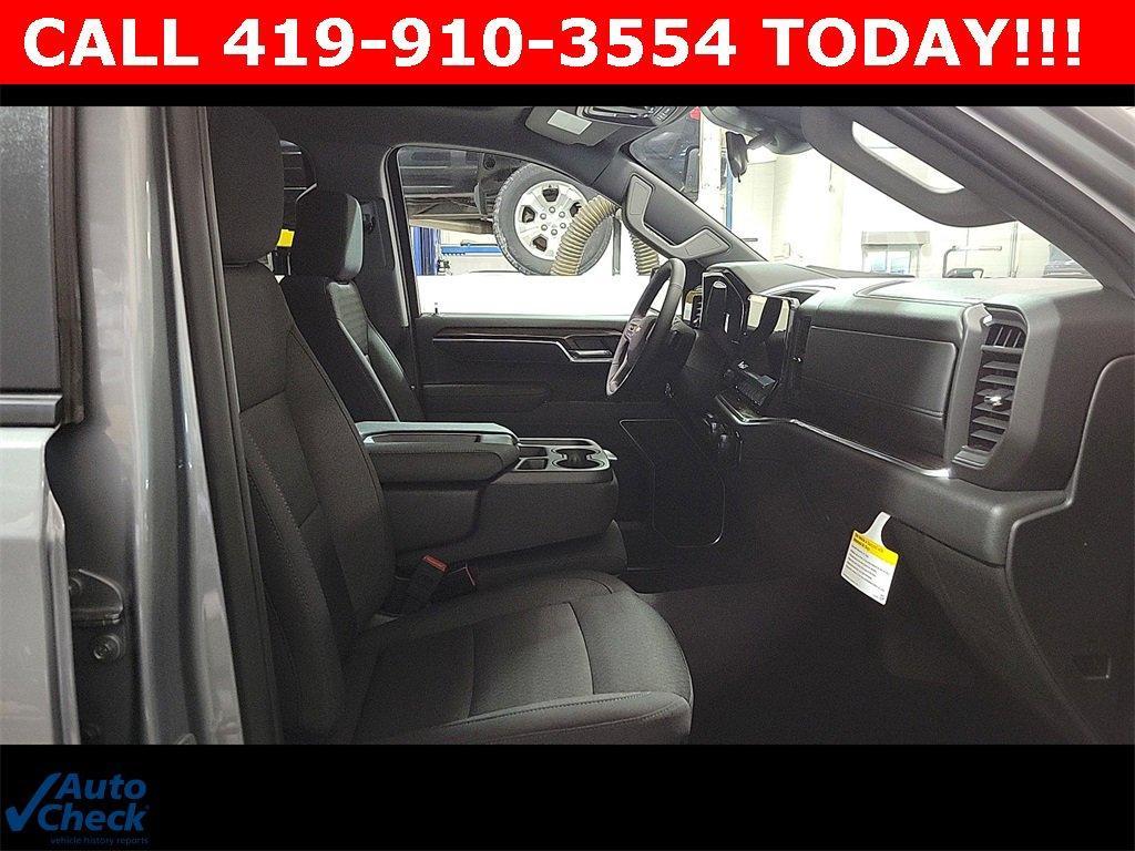 new 2025 Chevrolet Silverado 1500 car, priced at $52,520