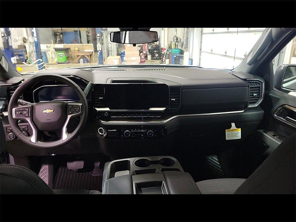 new 2025 Chevrolet Silverado 1500 car, priced at $55,395