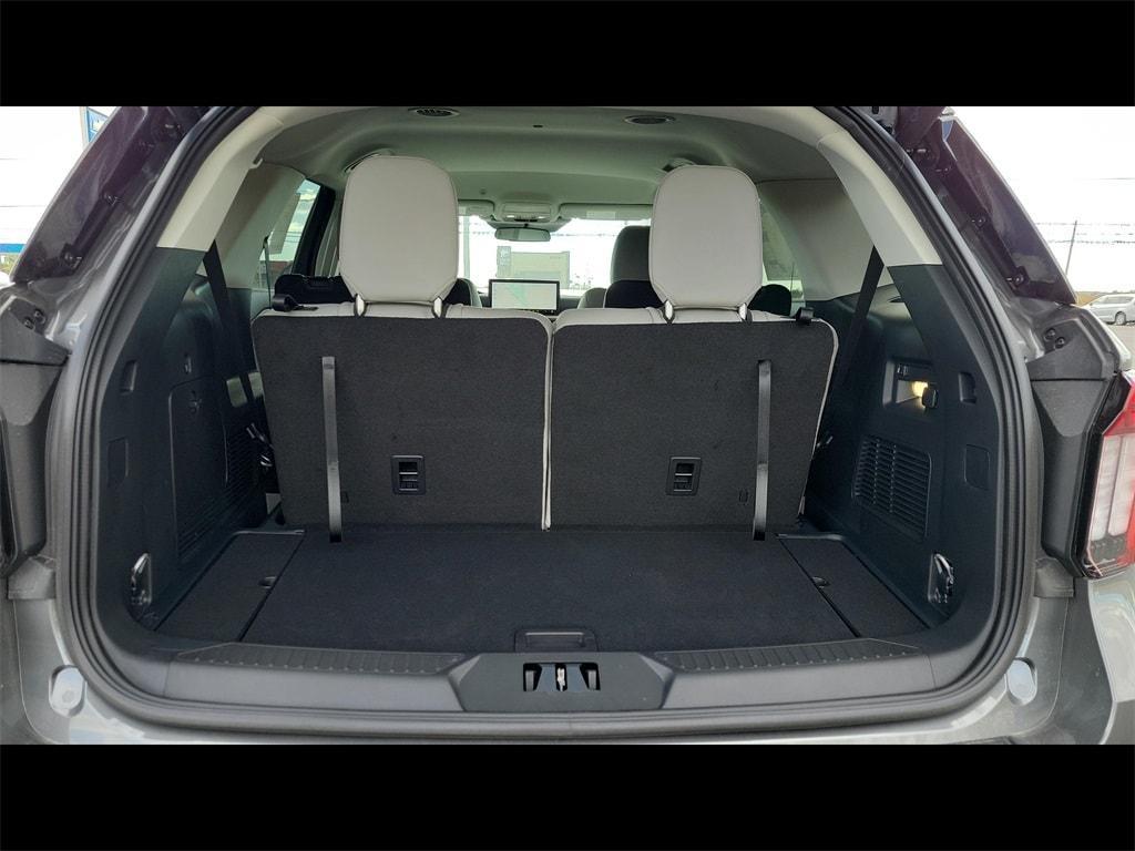 new 2025 Ford Explorer car, priced at $45,132