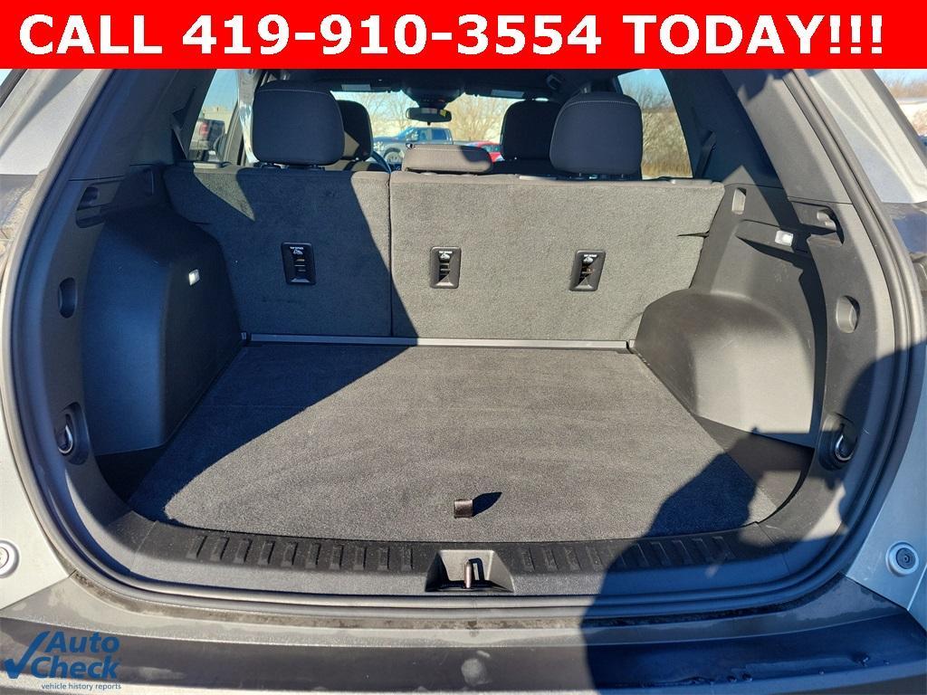 used 2025 Chevrolet Equinox car, priced at $24,000