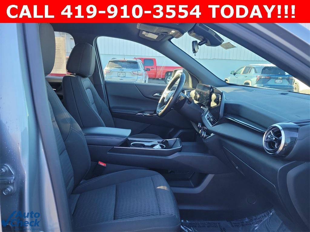used 2025 Chevrolet Equinox car, priced at $24,000