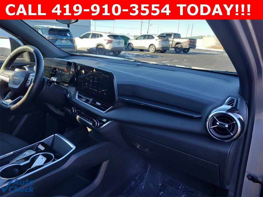 used 2025 Chevrolet Equinox car, priced at $24,000