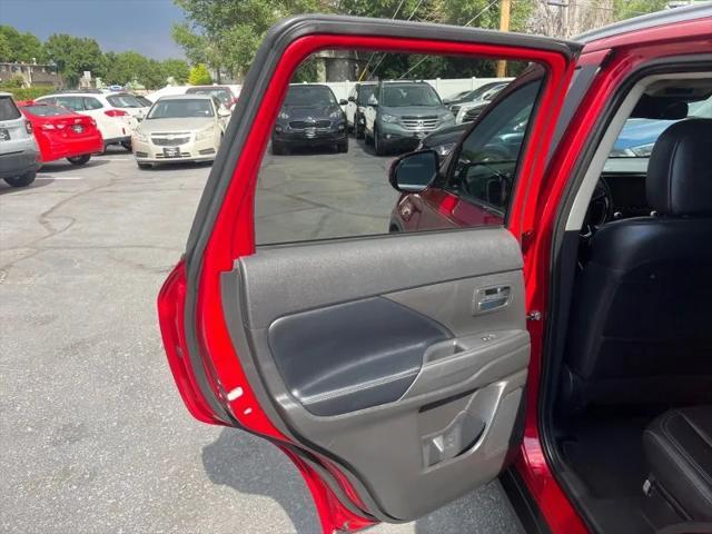 used 2020 Mitsubishi Outlander car, priced at $11,800