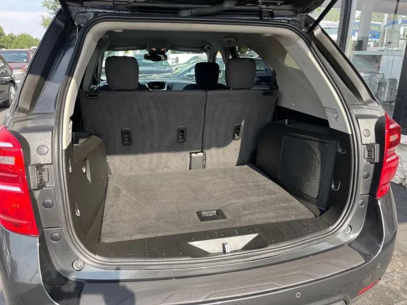 used 2017 Chevrolet Equinox car, priced at $10,800