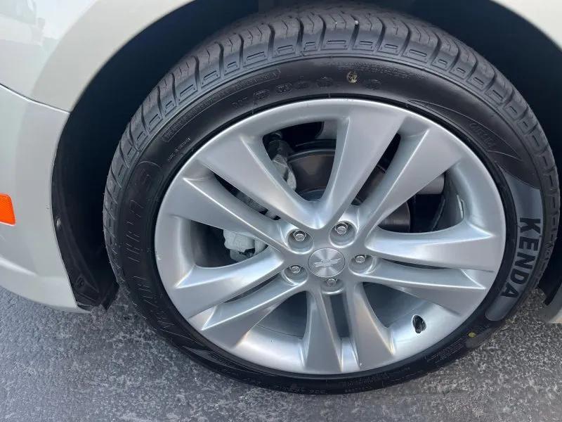 used 2013 Chevrolet Cruze car, priced at $9,300