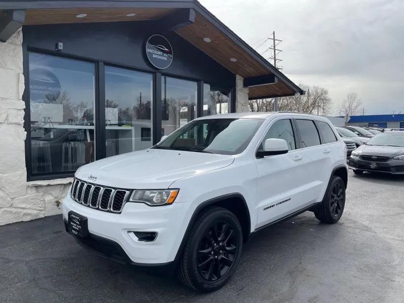 used 2018 Jeep Grand Cherokee car, priced at $16,800