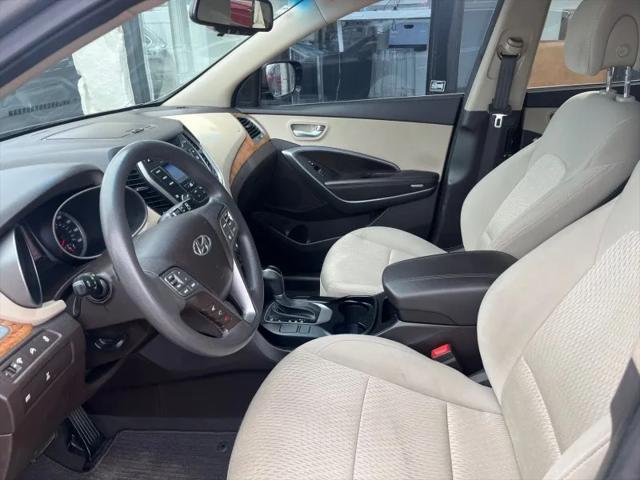 used 2013 Hyundai Santa Fe car, priced at $9,800