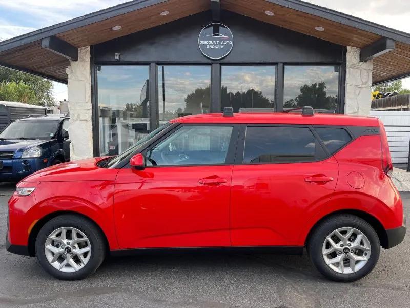 used 2021 Kia Soul car, priced at $10,800