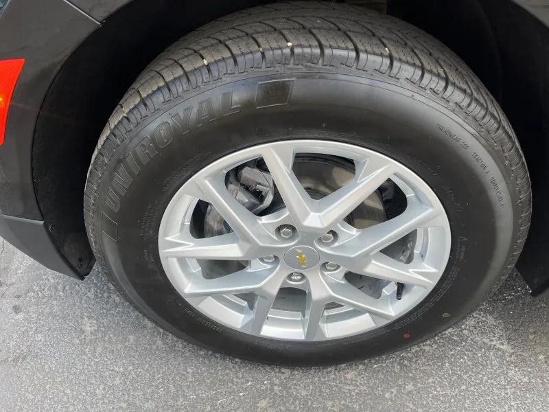 used 2022 Chevrolet Equinox car, priced at $13,800