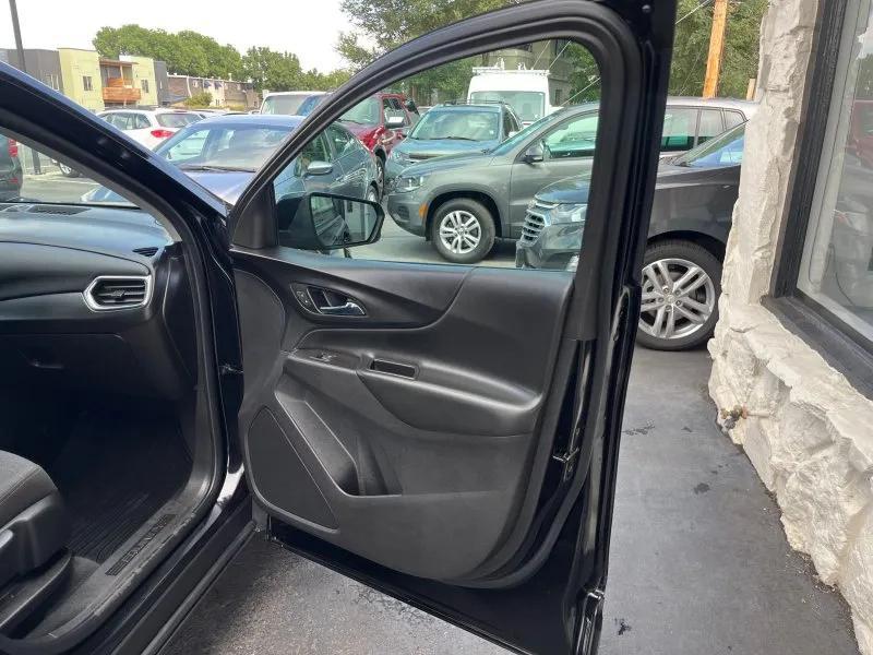 used 2022 Chevrolet Equinox car, priced at $13,800