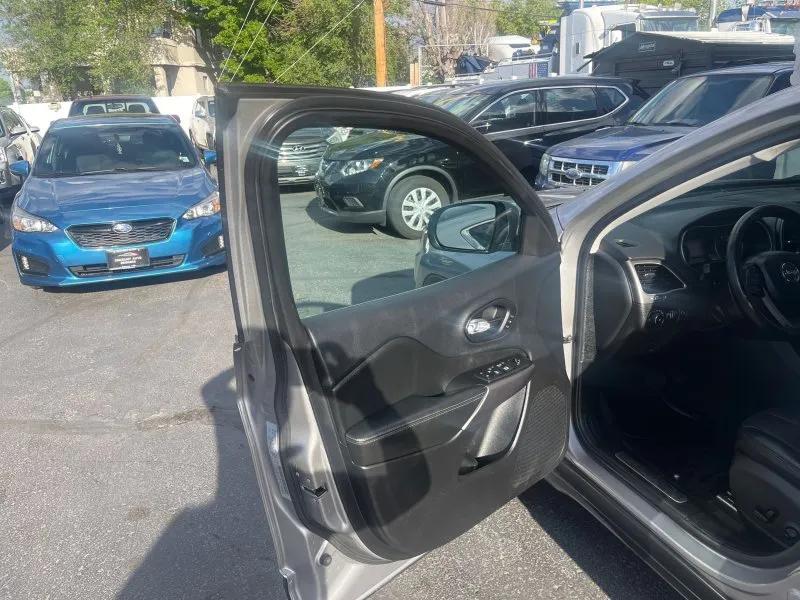 used 2019 Jeep Cherokee car, priced at $12,800
