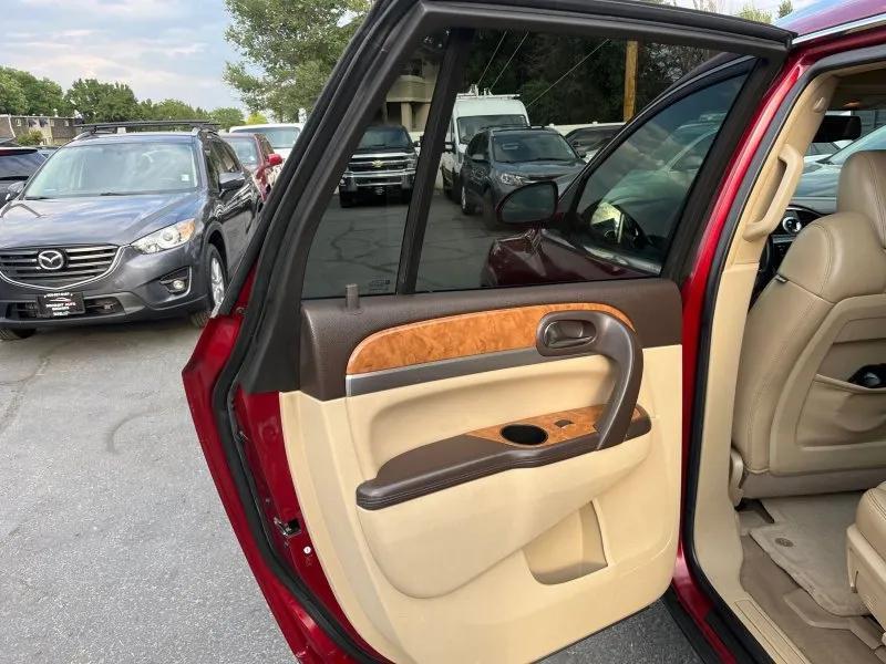 used 2010 Buick Enclave car, priced at $8,800
