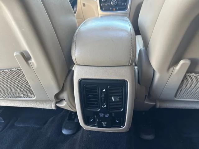 used 2014 Jeep Grand Cherokee car, priced at $12,800