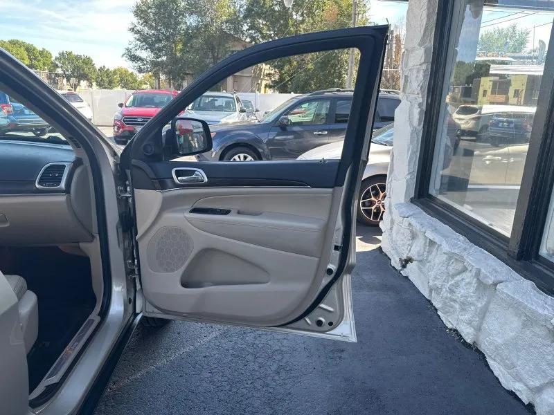 used 2014 Jeep Grand Cherokee car, priced at $11,800