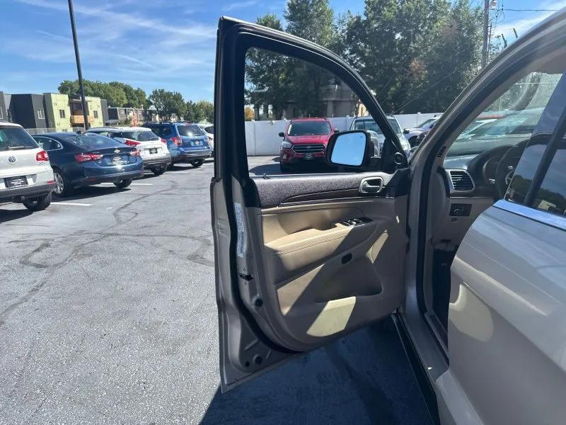 used 2014 Jeep Grand Cherokee car, priced at $11,800