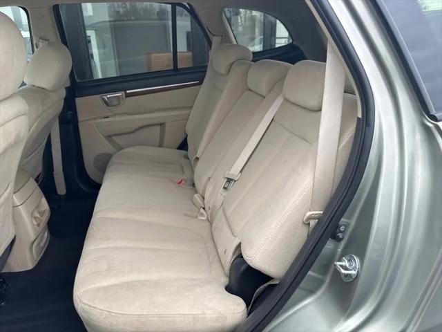 used 2009 Hyundai Santa Fe car, priced at $6,800