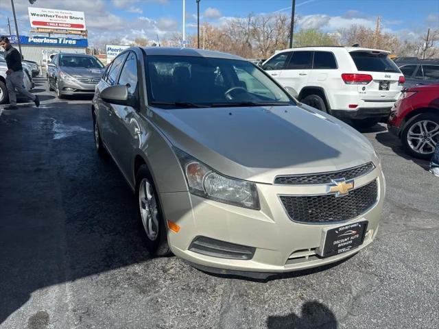 used 2014 Chevrolet Cruze car, priced at $6,800