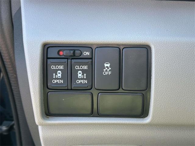 used 2016 Honda Odyssey car, priced at $13,309