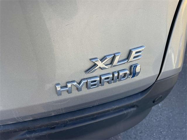 used 2024 Toyota Sienna car, priced at $38,035