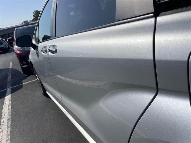 used 2024 Toyota Sienna car, priced at $38,035