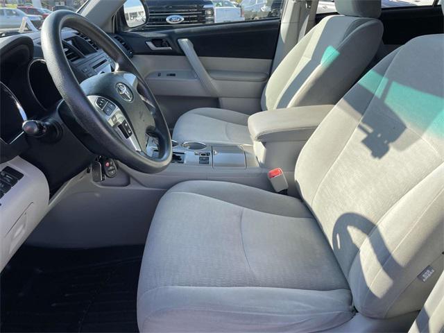 used 2012 Toyota Highlander car, priced at $10,995