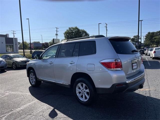 used 2012 Toyota Highlander car, priced at $10,995