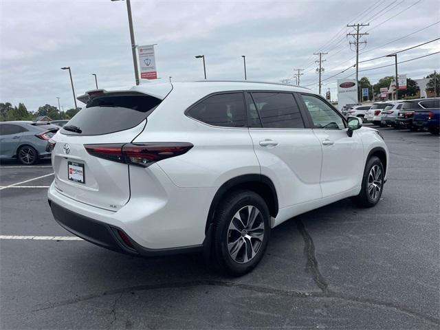 used 2024 Toyota Highlander car, priced at $40,703