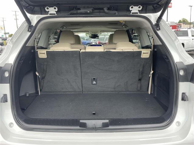 used 2024 Toyota Highlander car, priced at $40,703