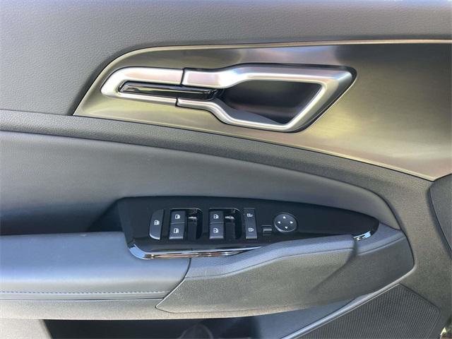 used 2025 Kia Sportage car, priced at $25,488