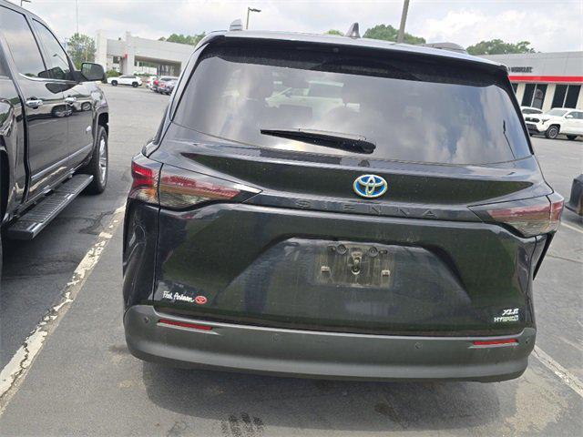 used 2024 Toyota Sienna car, priced at $44,995