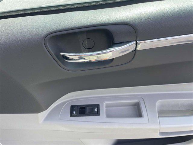 used 2006 Chrysler 300 car, priced at $5,634
