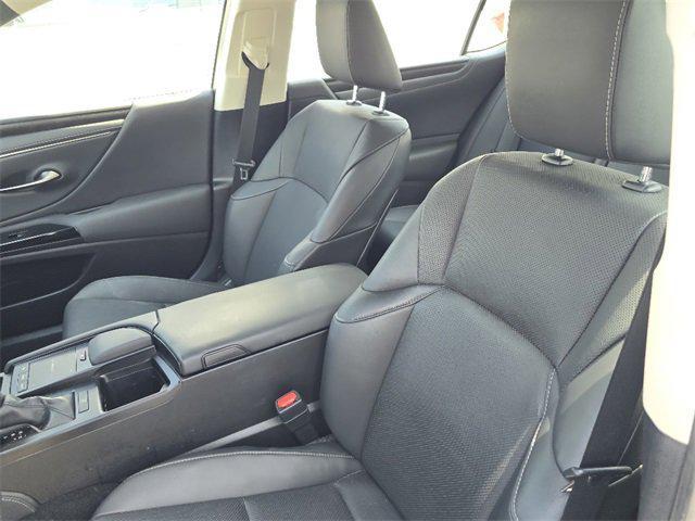 used 2022 Lexus ES 350 car, priced at $35,995