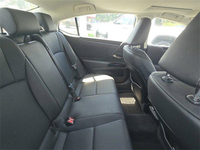 used 2022 Lexus ES 350 car, priced at $35,995