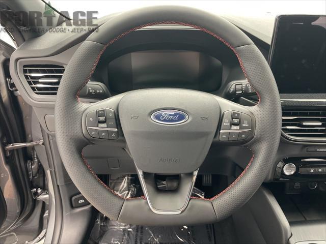 new 2025 Ford Escape car, priced at $30,385