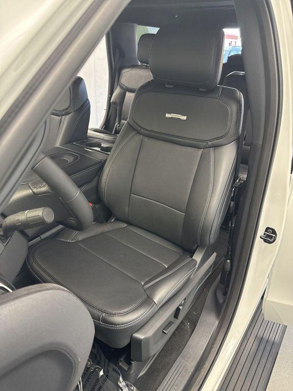 new 2025 Ford Expedition car, priced at $83,485