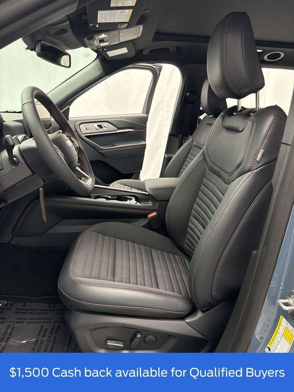 new 2025 Ford Explorer car, priced at $48,957